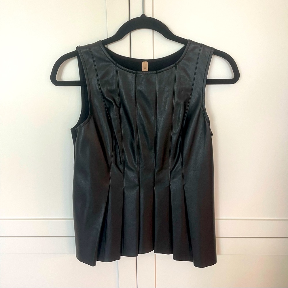 Black Bailey 44 Sleeveless Faux Leather Top size Medium